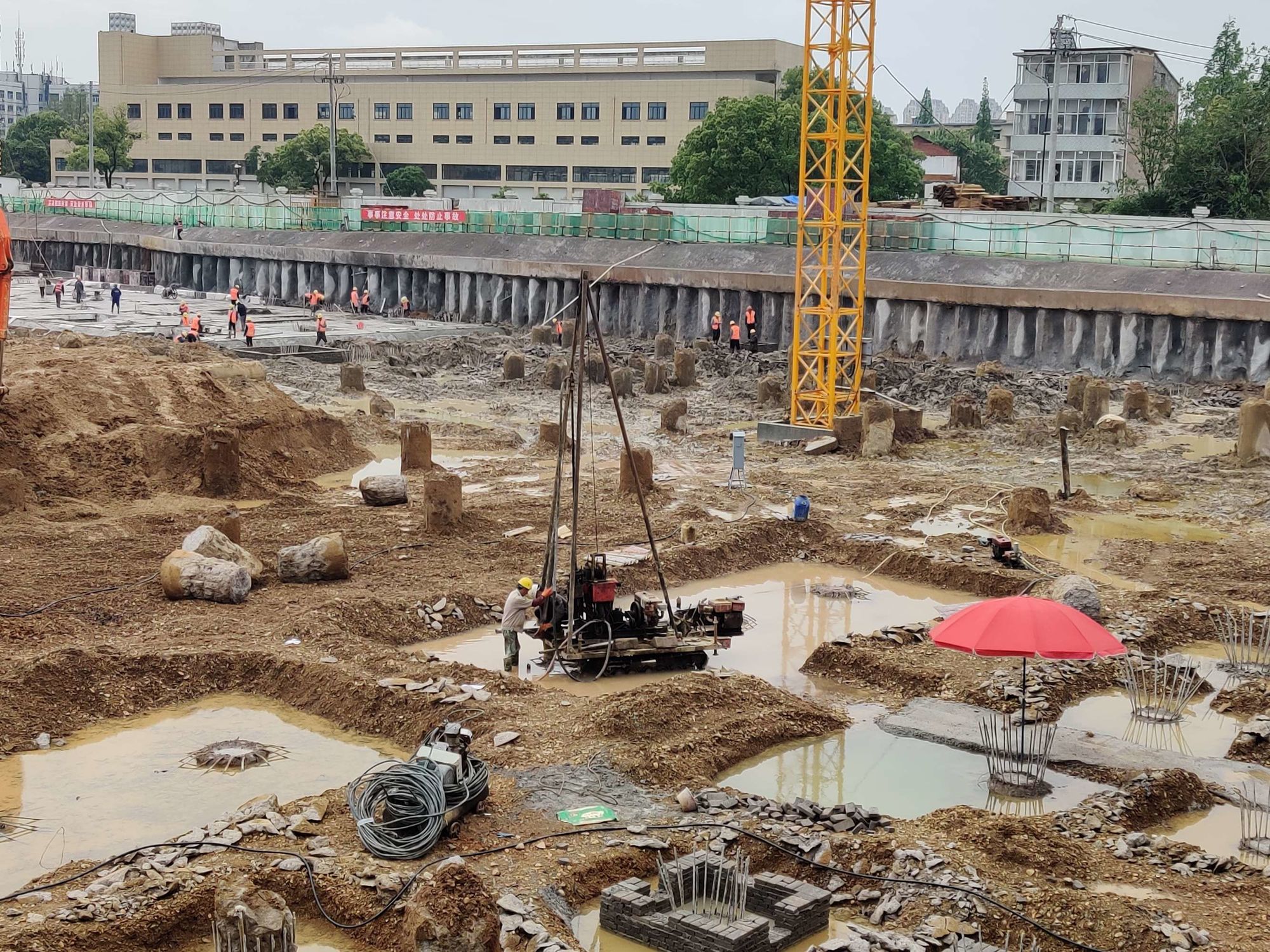 温州市瓯江口新区灵昆街道"六路一河"市政工程第2施工合同.